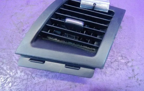 Mitsubishi Lancer VIII Dashboard side air vent grill/cover trim SPC02221