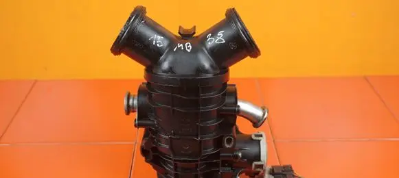 Jaguar XF X250 Throttle body valve 9X2Q9L444CB 15MB38