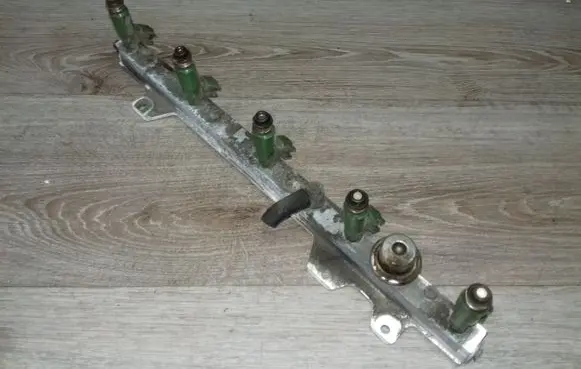 Fuel injectors set