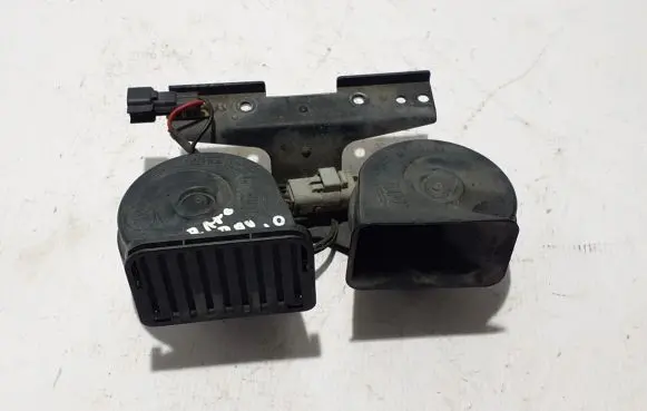 Land Rover Range Rover L322 Horn signal LR014560