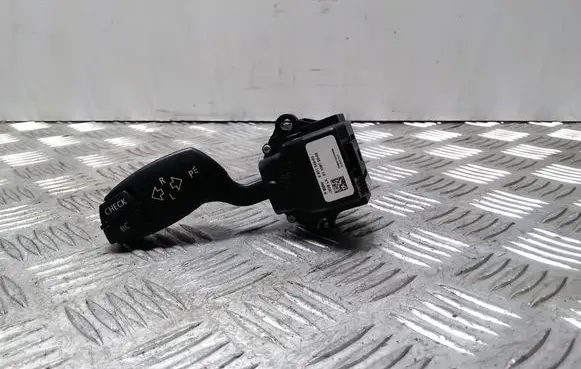 BMW 5 E60 E61 Indicator stalk 695134903 0110675005