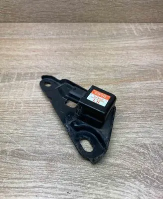 Toyota Prius (XW20) Airbag deployment crash/impact sensor 8917447040 2521000160