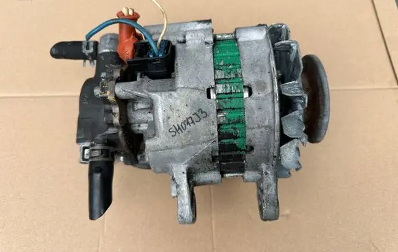 Mitsubishi Pajero Generator/alternator MD103373