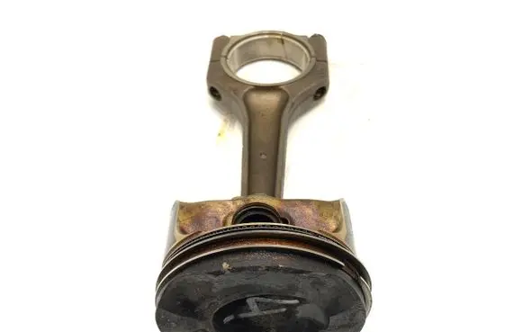 Piston with connecting rod