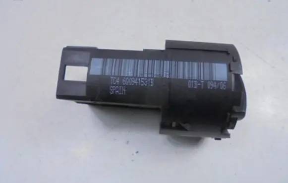 Volkswagen Polo IV 9N3 Light switch 6Q0941531B