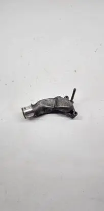 Toyota Corolla E120 E130 Thermostat housing 