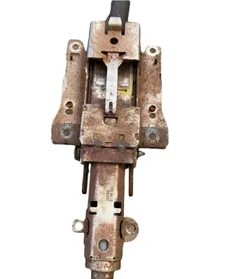 Volkswagen Touran I Steering wheel axle 1T1419502J