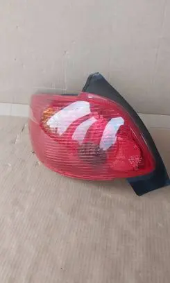 Peugeot 206 Rear/tail lights 015501931 0155019311R 11883