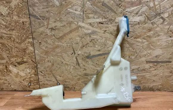 Mini One - Cooper R50 - 53 Lamp washer fluid tank 