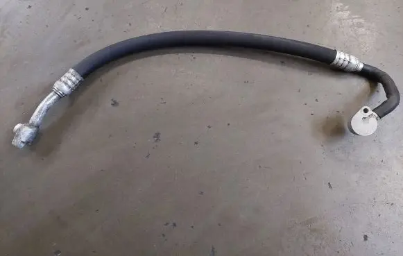 Audi A2 Air conditioning (A/C) pipe/hose 8z0260707n