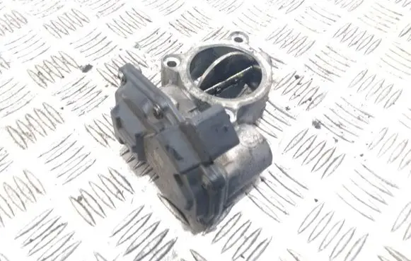 BMW 3 F30 F35 F31 Electric throttle body valve 7810752