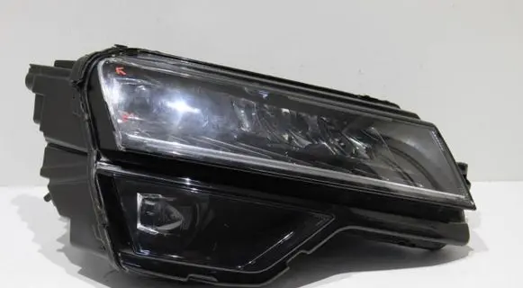 Skoda Karoq Headlight/headlamp 57B941016F 20PL8935 0020517609