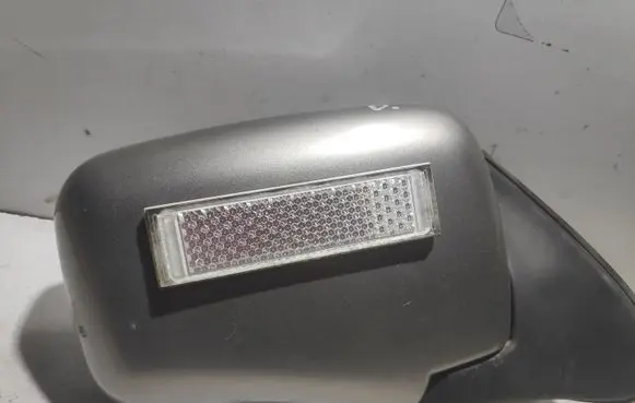 Opel Frontera A Front door electric wing mirror
