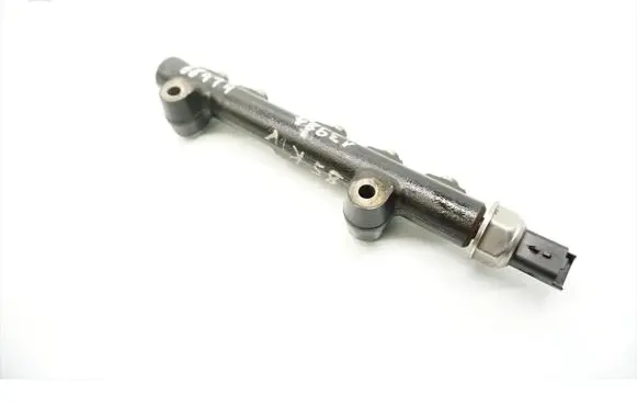 Ford Focus Fuel main line pipe 9670076780