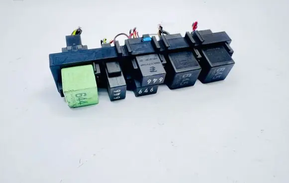Volkswagen Tiguan Fuse module 7N0937503A