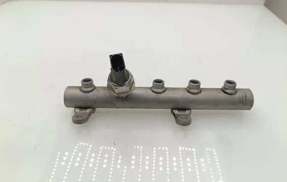 Audi Q7 4L Fuel main line pipe 059130089AB 059130758E