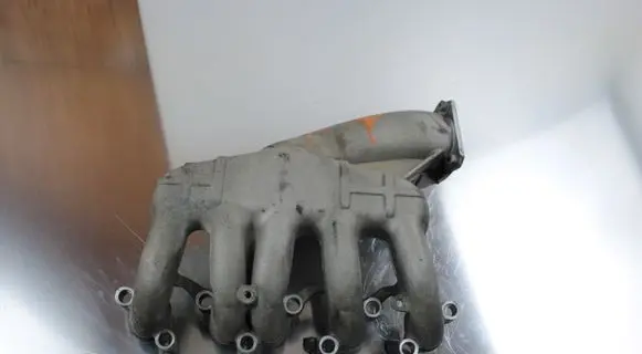 Volkswagen Transporter - Caravelle T5 Intake manifold 070129713A