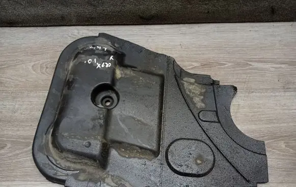 Volvo XC70 Timing belt guard (cover) 9180744 9471777