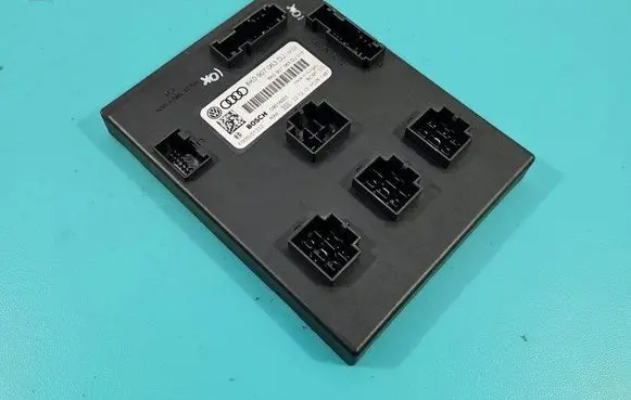 Audi Q5 SQ5 Central body control module 8K0907063DJ IMPRK1513824