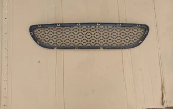 BMW 3 E90 E91 Front bumper lower grill 51117198906 7198906