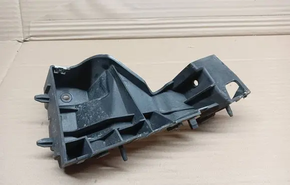 Audi Q5 SQ5 Front bumper mounting bracket 8R0807284C