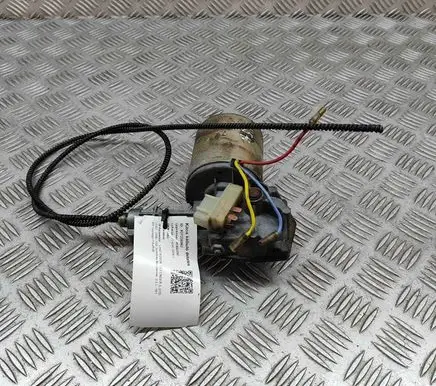 Land Rover Defender Wiper motor RTC3867