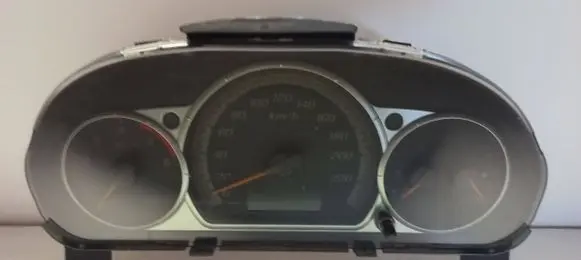 Honda CR-V Speedometer (instrument cluster) HR0333105 78100G311