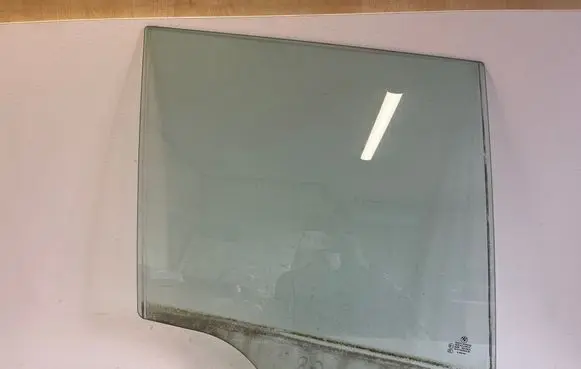 BMW X3 F25 Rear door window glass 43R001025
