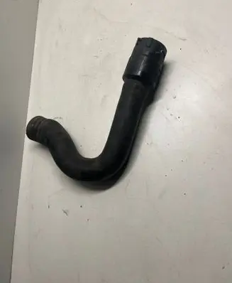 Audi A4 S4 B7 8E 8H Engine coolant pipe/hose 8E0121101AA PA66GF30