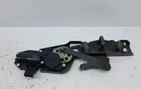 Land Rover Range Rover Sport L320 Tailgate/trunk/boot lift motor 7H32431E72