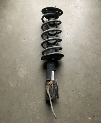 Chevrolet Captiva Front shock absorber with coil spring 20945997 112195990 SA010B003