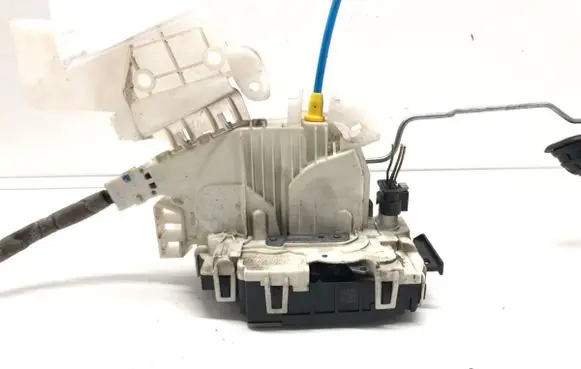 Mercedes-Benz E W212 Front door lock A0997200135