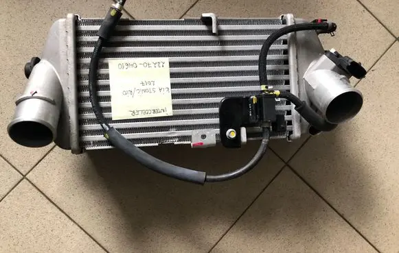 KIA Rio Intercooler radiator 2827004610 393002b050 9022040012