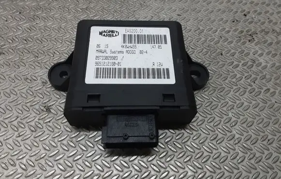 Peugeot 807 Fuel injection pump control unit/module 09733029903
