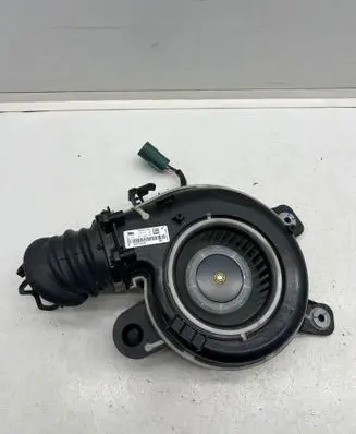 Renault Clio V Hybrid/electric vehicle battery fan 295S23200R M035995A 1337190