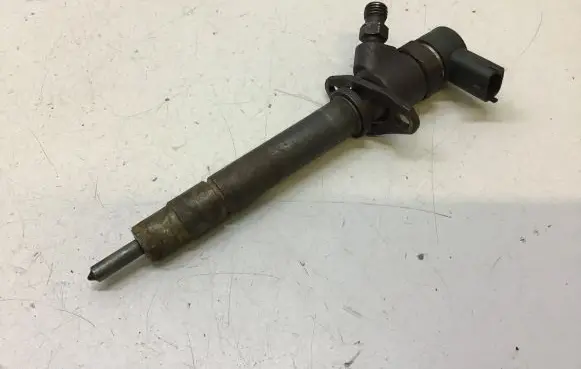 Volvo S60 Fuel injector 0445110078