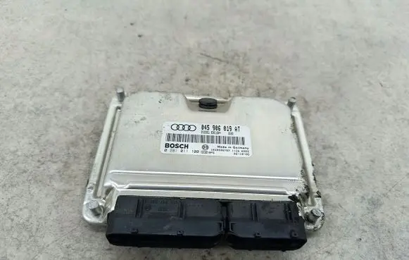 Audi A2 Engine control unit/module ECU 045906019AT