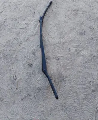 BMW X5 E70 Windshield/front glass wiper blade 7153742