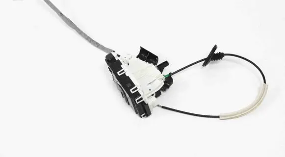 Mercedes-Benz E A207 Coupe door lock (next to the handle) A2077604240