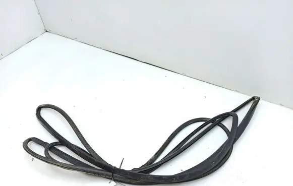Mercedes-Benz Sprinter W906 Windshield trim 