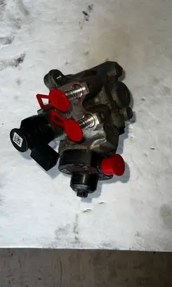 Fuel injection high pressure pump