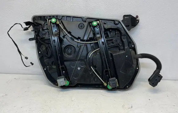 Mercedes-Benz C W205 Front door electric window regulator A2057230239 0000236221 A1667230094