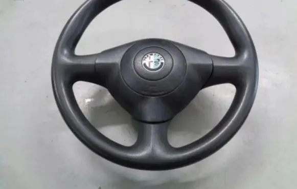 Alfa Romeo 156 Steering wheel