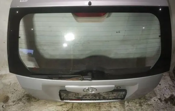 Tailgate/trunk/boot lid