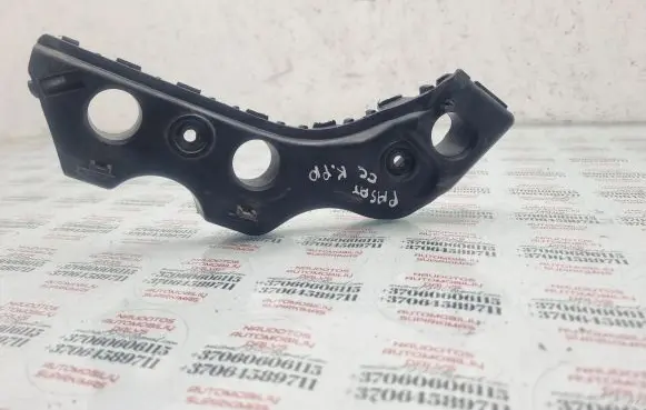 Volkswagen PASSAT CC Front bumper mounting bracket 3C8807183A
