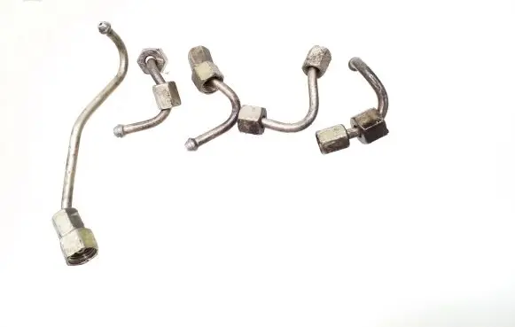 Opel Tigra B Fuel injector supply line/pipe 