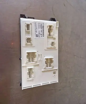 Mercedes-Benz ML W166 SAM control unit A1669009411 A1669011202 A2469021302