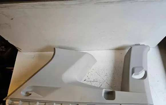 (C) pillar trim