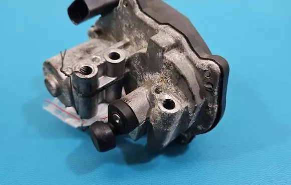 Audi A4 S4 B8 8K Intake manifold valve actuator/motor 03L129086 IMPRK1557161