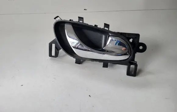 Nissan X-Trail T32 Rear door interior handle